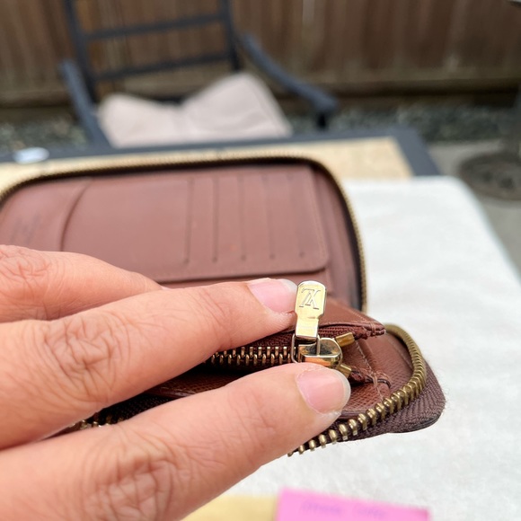 Lv Compact wallet - Picture 14 of 16